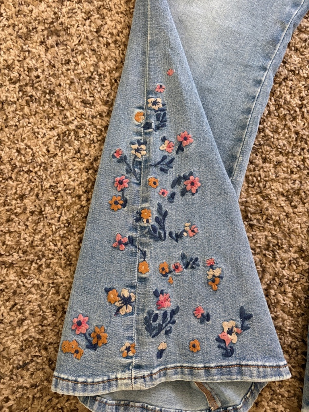 Embroidered Light Wash flare leg Women’s Jeans (Jessica Simpson)- Floral Detail - Picture 2 of 4